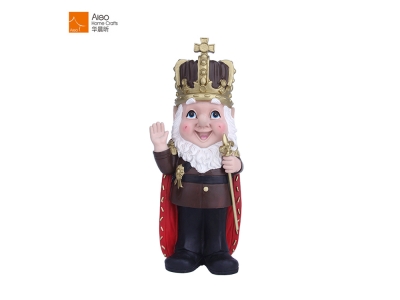 Factory Hot Sale Cartoon Resin King Decor Statue Wholesale High Quality Home Decoration